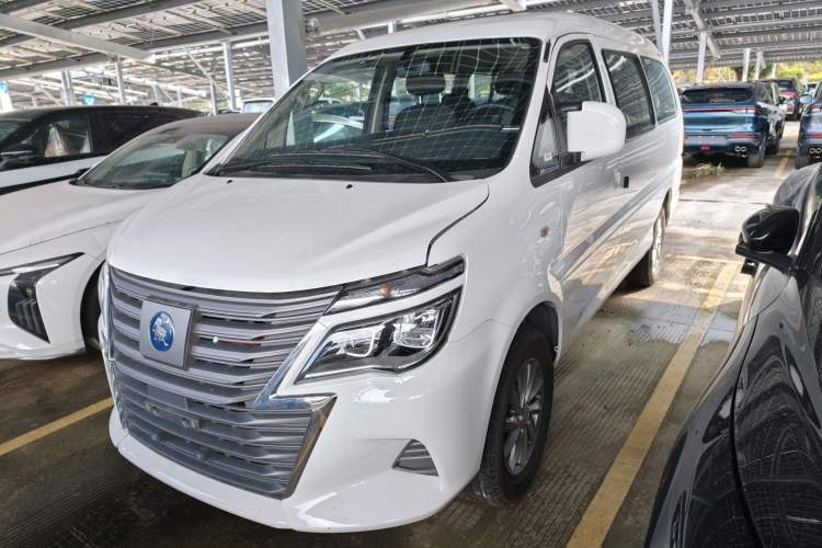 Used FORTHING Lingzhi M5 2025 Model 460km Basic Version, 9 Seats