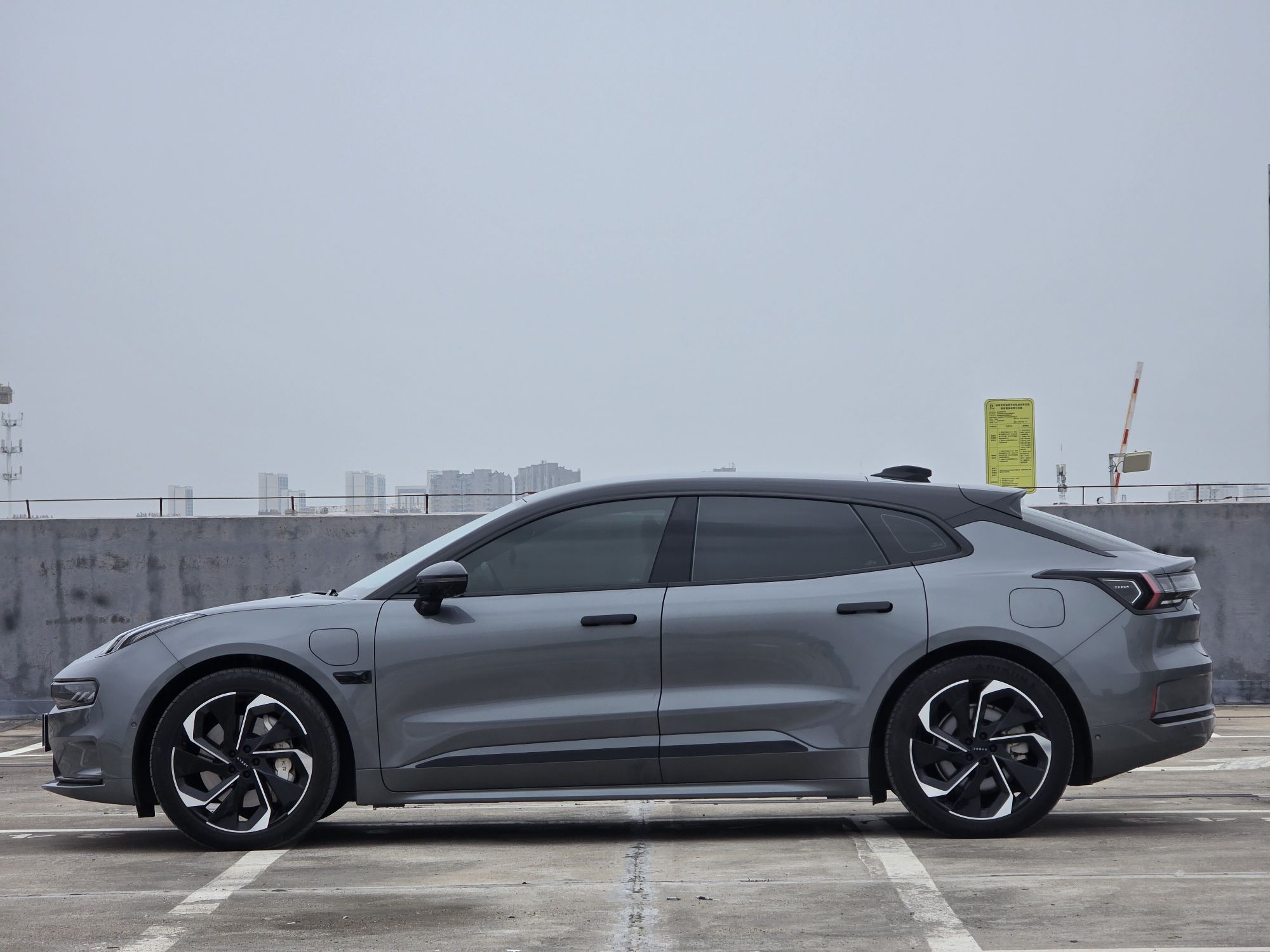 Zeekr 001 2023 WE Edition 86 kWh — снимка 15