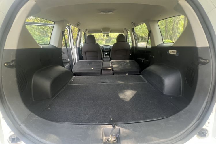 Used Land X8 2014 Explorer Edition 2.4L Gasoline 4x4 Luxury Model
