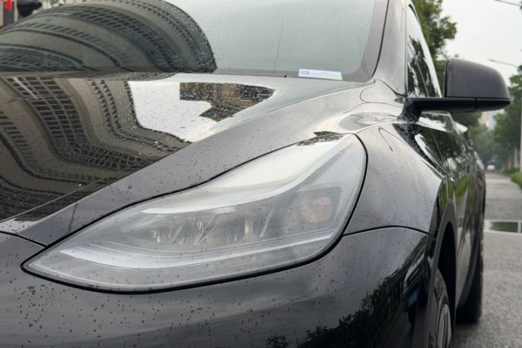 Used Tesla Model Y 2022 Rear-Wheel-Drive Version
