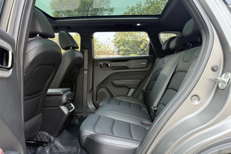 Used Geely Auto Cowboy 2025 1.5TD Trendy Play Edition
