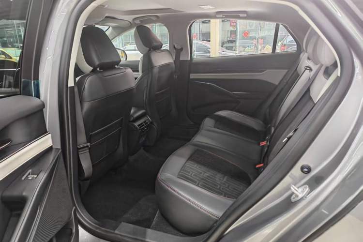 Used Ford Mondeo 2022 Restyled EcoBoost 245 Luxury Version Interior 3