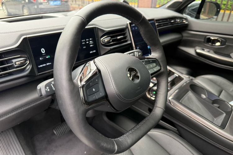 Used Nio ES8 2020 415 km Range 7-Seater Version