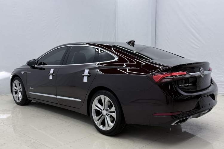 Used Buick LaCrosse 2022 Avenir Avia First Edition
