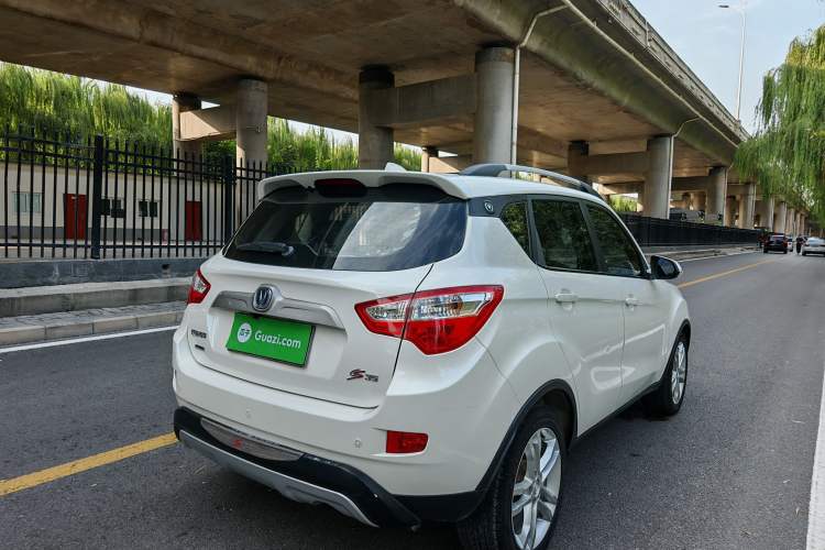 Used CHANGAN CS35 2012 1.6L Manual Luxury Model China IV Standard
