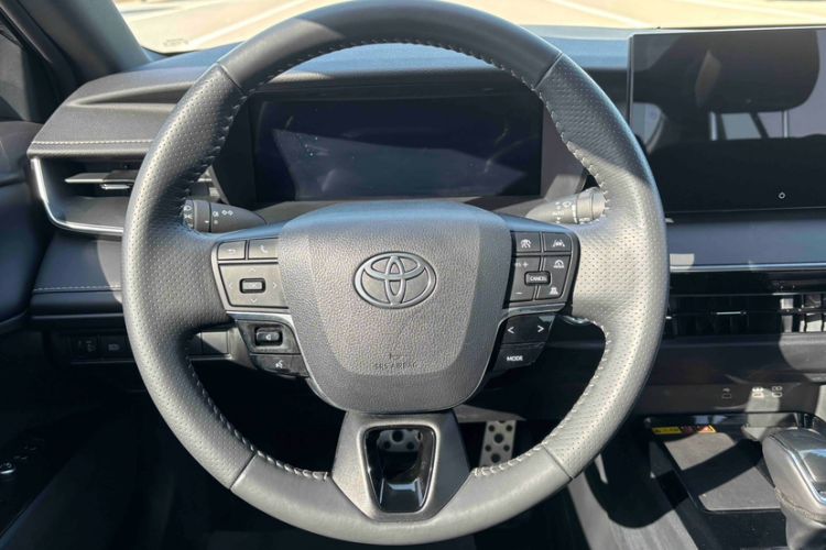 Used Toyota Camry 2024 Dual-Motor 2.5 HXS Sport Plus Edition

