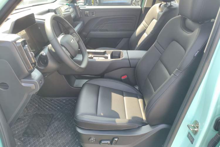 Used Haval Raptor New Energy 2026 Model Hi4 200 Ultra Interior 5