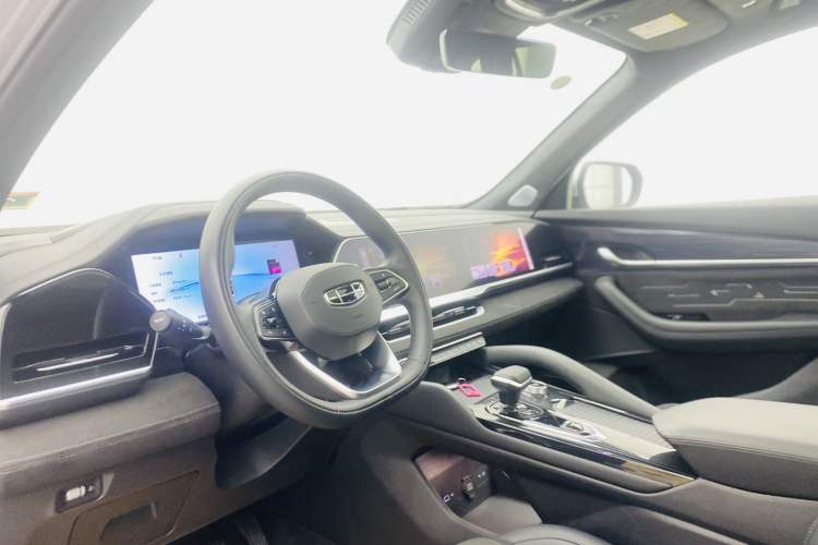 Used Geely Auto Monjaro L 2024 2.0TD High-Power Automatic Two-Wheel Drive Skyline Edition