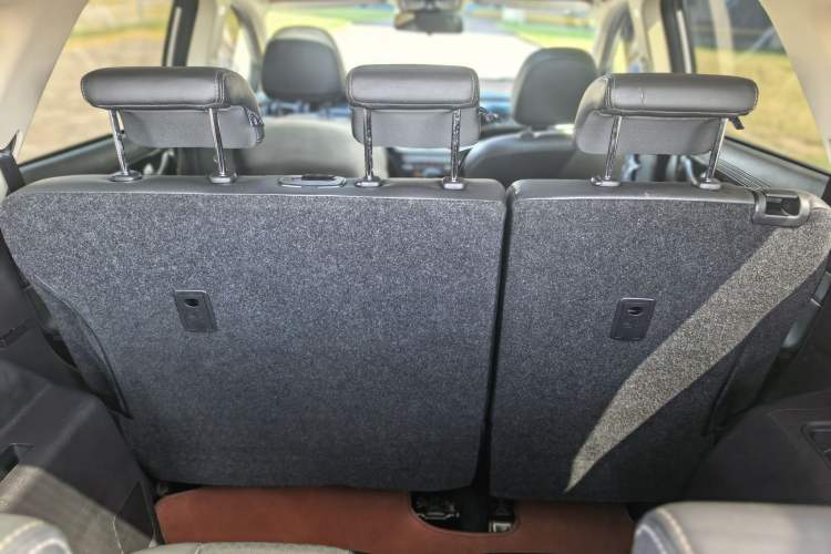 Used JETOUR X90 2019 1.6T DCT Smart Travel Version 7 Seats China VI Standard Interior 8