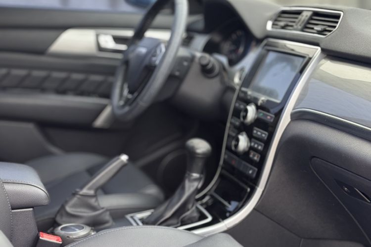 Used Haval H2 2016 Red Label 1.5T Automatic Two-Wheel Drive Elite Model