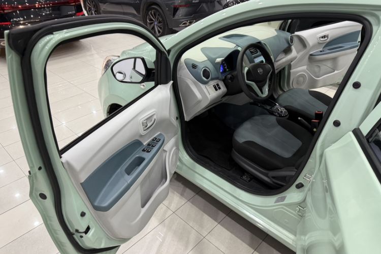 Used CHANGAN OSHAN Benni E-Star 2021 National Edition Colorful Version Lithium Iron Phosphate (31.18 kWh) Interior 4