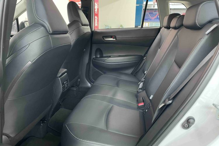 Used Toyota FRONTLANDER 2022 2.0L CVT Luxury PLUS Edition Interior 2