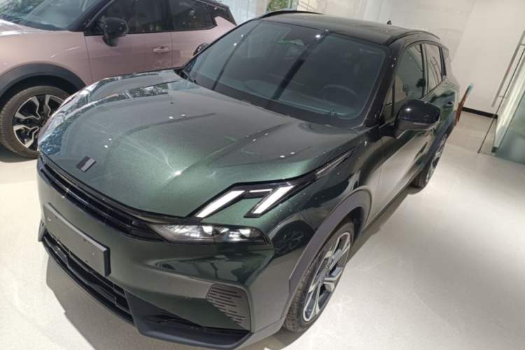 Used Lynk & Co 06 EM-P 2023 EM-P 126 Long-Range Halo