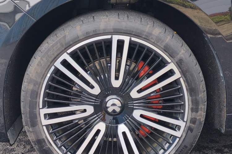 Used Nio ET9 2025 100kWh Signature Edition Exterior 8