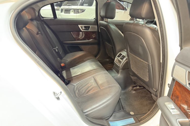 Used Jaguar XF 2015 XF 2.0T Luxury Edition