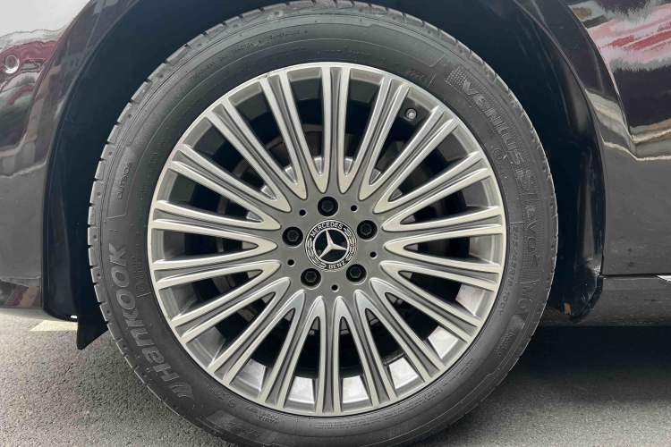 Used Mercedes-Benz E-Class 2021 E 300 L Premium Edition