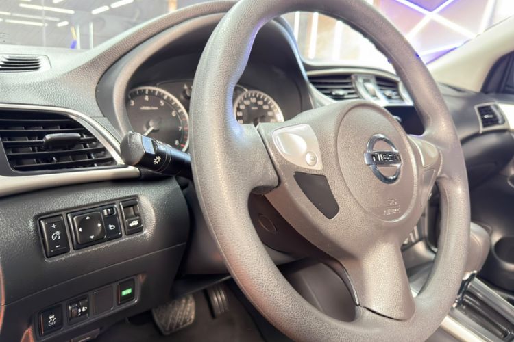 Used Nissan Sylphy 2024 Restyled Version 2 Classic 1.6XE CVT Comfort Edition Interior 2