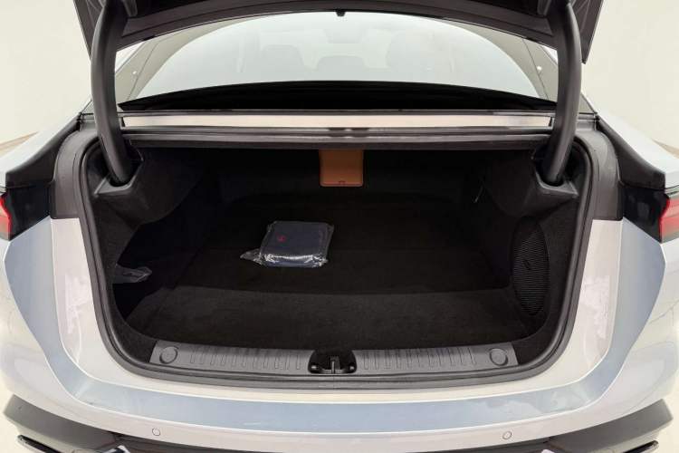 Used BYD Han L 2025 EV Four-Wheel Drive LiDAR Flagship Model