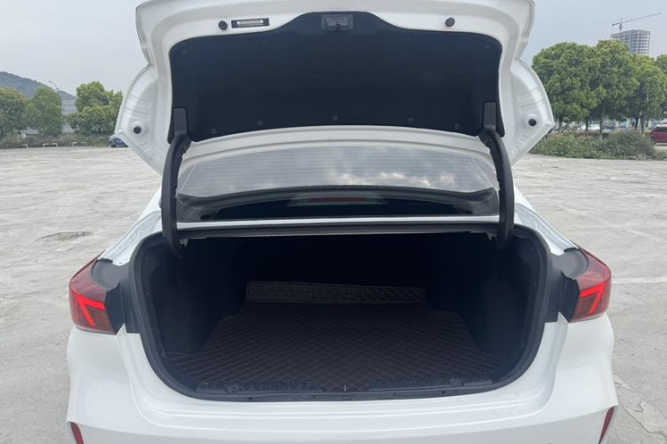 Used CHANGAN Eado 2021 PLUS Blue Whale NE 1.4T GDI DCT Prestige Model