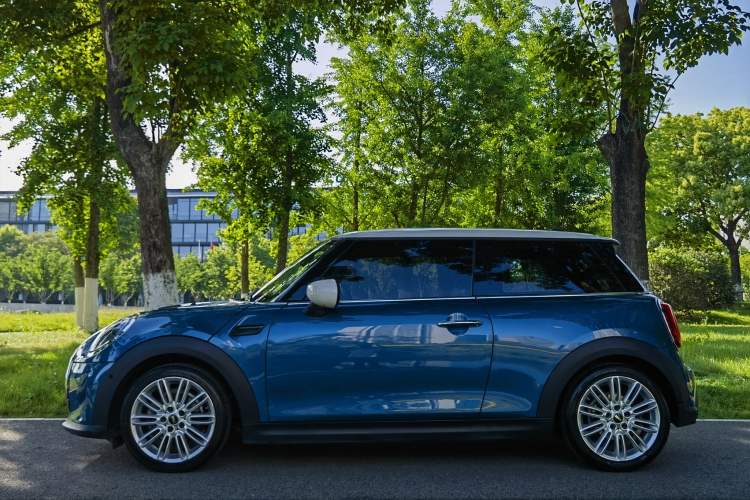 Used MINI 2022 Updated 1.5T COOPER Classic Edition