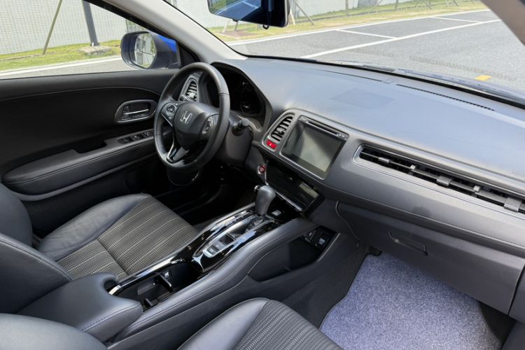 Used Honda Vezel 2015 1.8L CVT 2WD Luxury Model