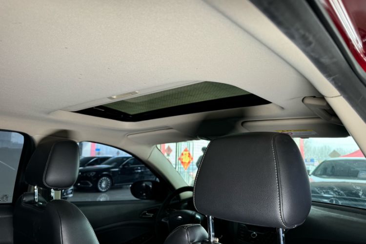 Used Ford Escort 2015 1.5L Automatic Fashion Model