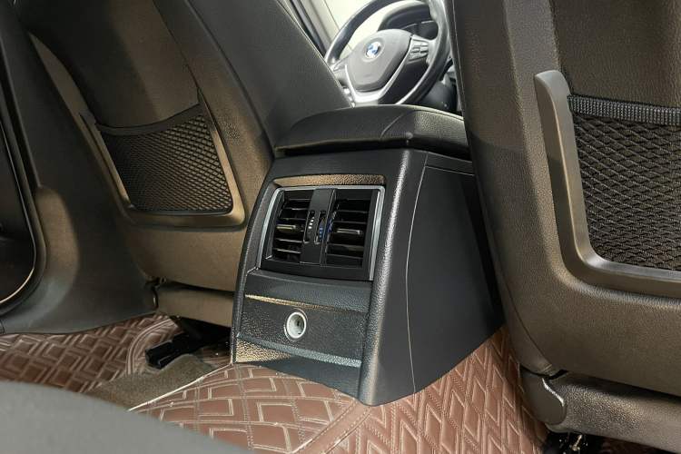 Used BMW 3 Series 2018 320Li Fashion Model
