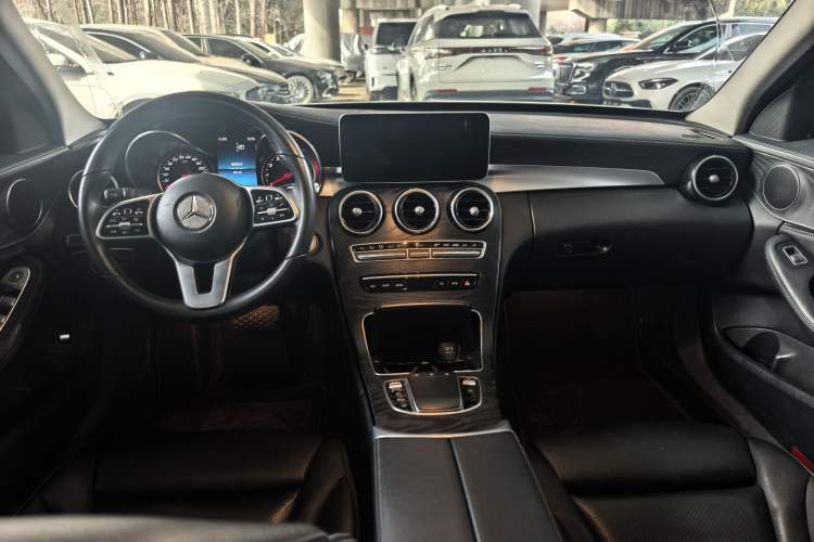 Used Mercedes-Benz C-Class 2019 C 180 L Fashion Edition Sport Version Interior 5