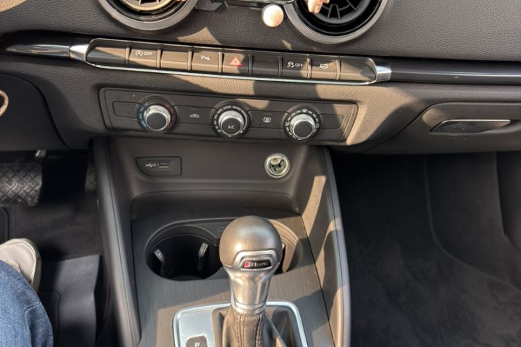 Used Audi A3 2020 Limousine 35 TFSI Fashion Edition China VI Emission Standard
