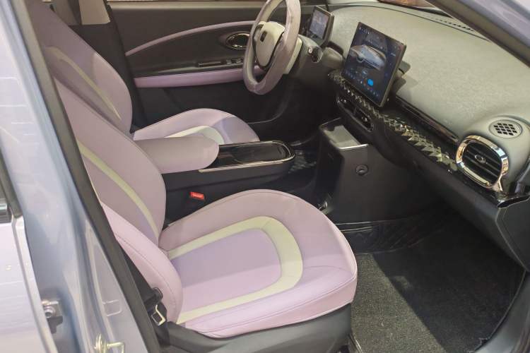 Used JAC Yiwei 3 2023 405km Air
