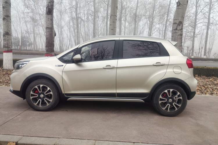 Used Geely Auto Vision X3 2017 1.5L Manual Luxury Model
