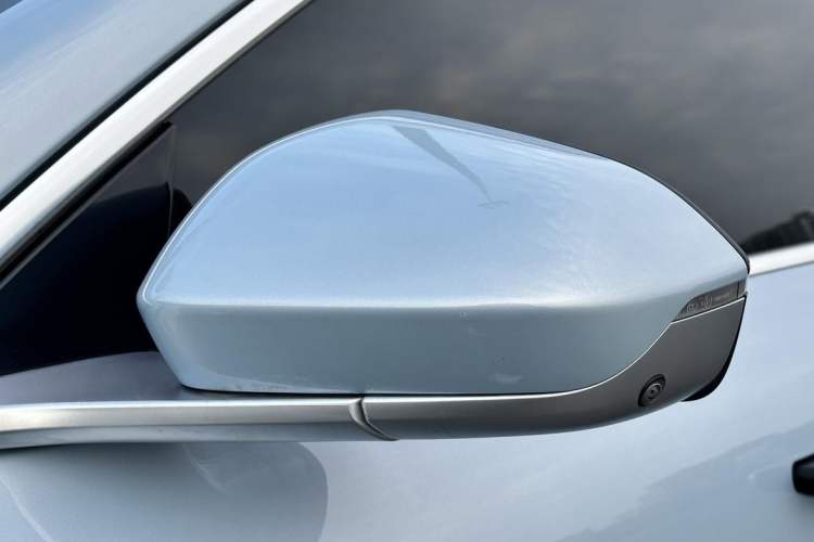 Used Nio ET5 2024 75 kWh Exterior 11