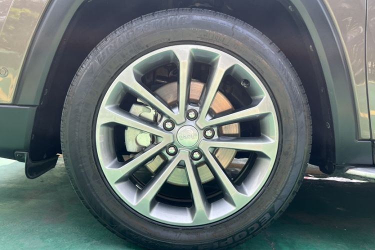 Used Jeep Grand Commander 2018 2.0T Four-Wheel Drive Premium Edition
