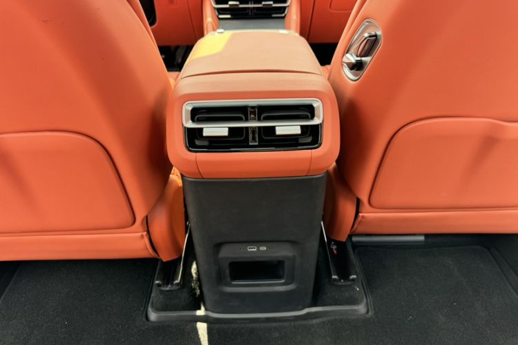 Used BYD Tang L 2025 EV with 670 km Range LiDAR and Premium Features
