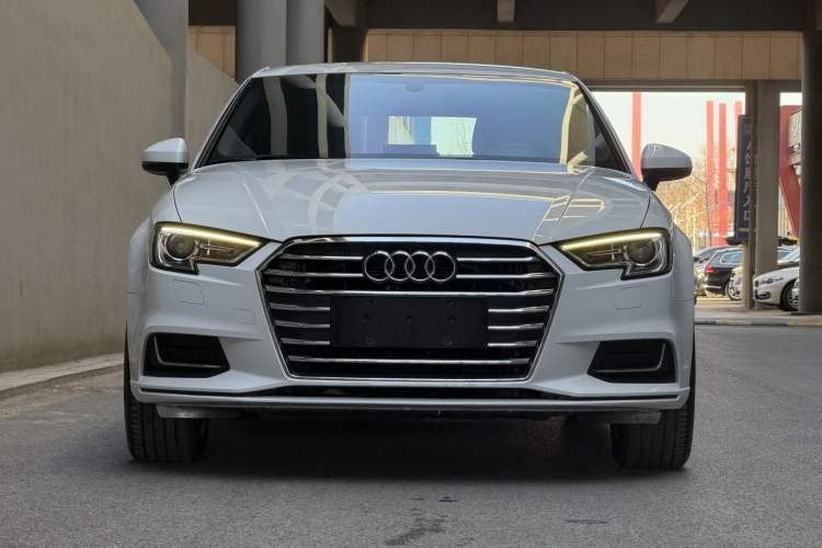 Used Audi A3 2019 Limousine 35 TFSI Ambition China V
