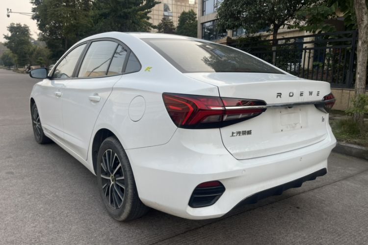 Used Roewe i5 2021 1.5L CVT Platinum Edition