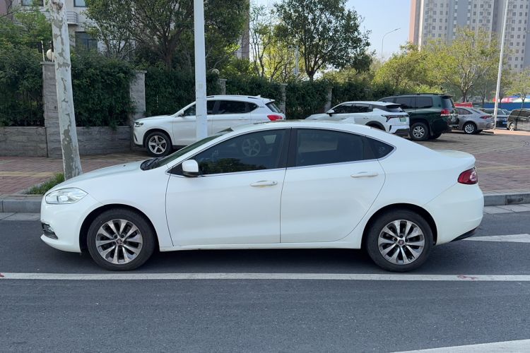 Used Fiat Viaggio 2012 1.4T Automatic Jingxiang Edition Exterior 2