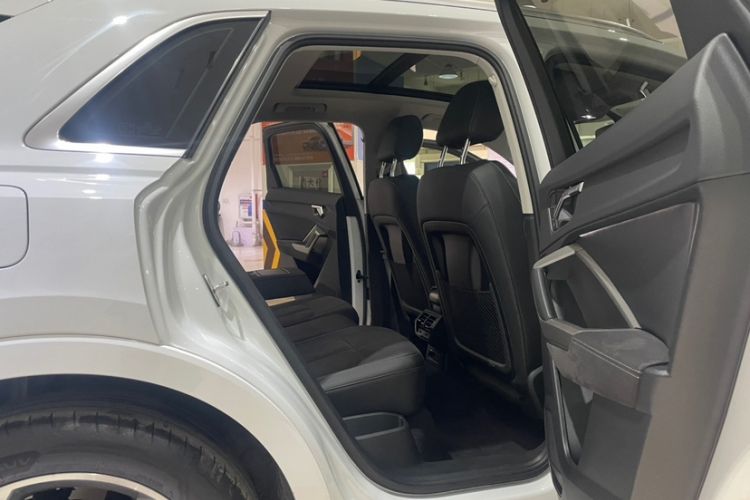 Used Audi Q3 2023 35 TFSI Fashion Dynamic Model (1.4T)
