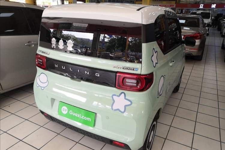 Used Wuling Hongguang MINIEV 2022 Macaron Premium Model – Lithium Iron Phosphate