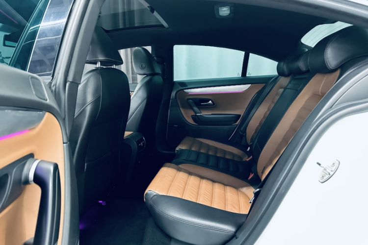 Used Volkswagen FAW-Volkswagen CC 2015 2.0 TSI Luxury Model
