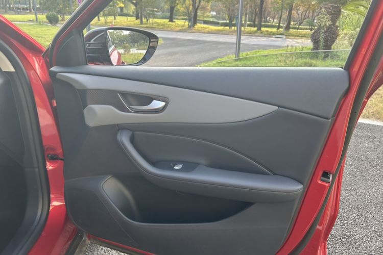 Used MG ES5 2025 525max Rear-Drive Intelligent Driving Version