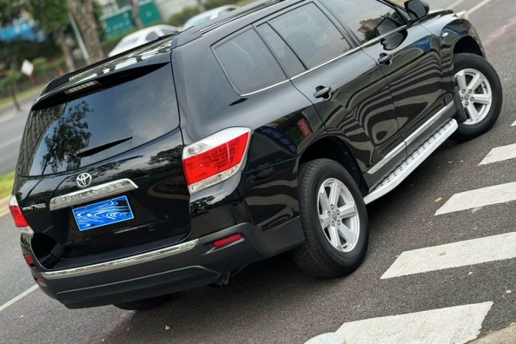 Used Toyota Highlander 2012 2.7L 2WD 5-Seater Elite Edition
