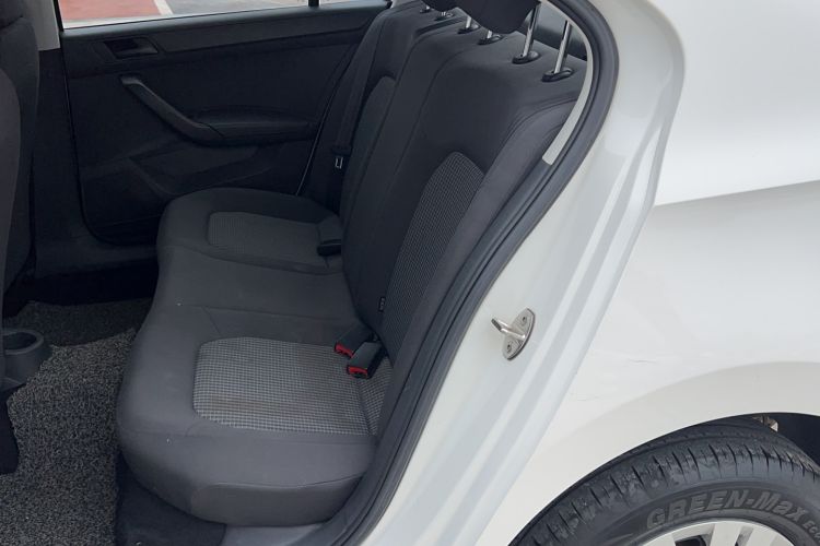 Used Volkswagen Santana 2021 1.5L Automatic Fashion Edition Left Rear Seat