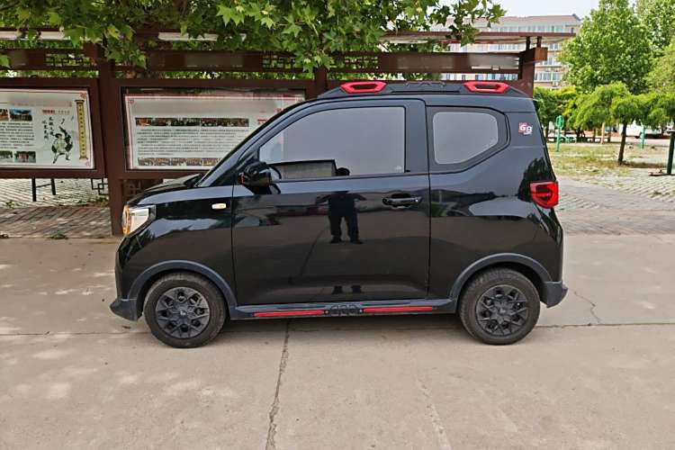 Used Wuling Hongguang MINIEV 2022 GAMEBOY 200km Gaming Edition with Lithium Iron Phosphate