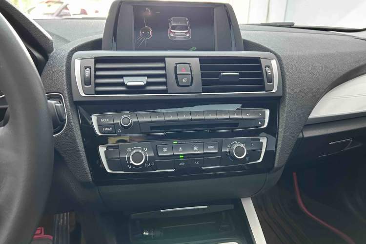 Used BMW 1 Series (Import) 2015 118i Urban Design Package