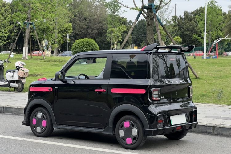 Used Geely Galaxy Panda 2025 210km Panda Kart Exterior 1