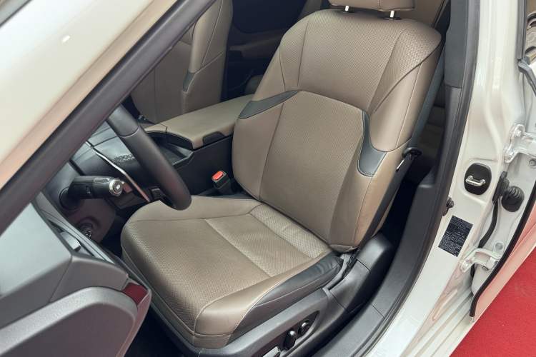Used Lexus ES 2023 200 Excellence Edition Interior 5