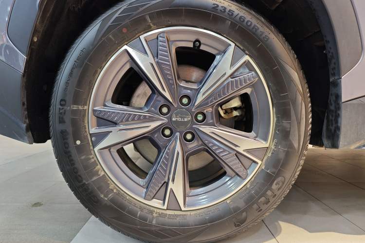 Used JETOUR Dashing 2024 1.5T DCT Starlight Shine Pro Edition
