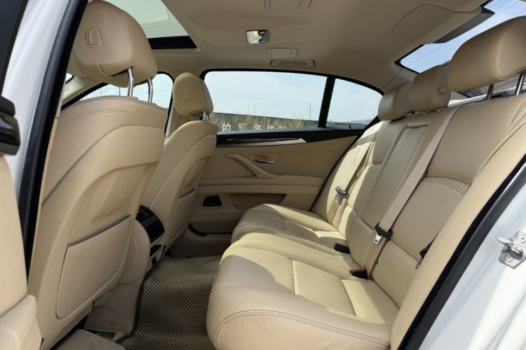 Used BMW 5 Series 2014 525Li Luxury Design Package
