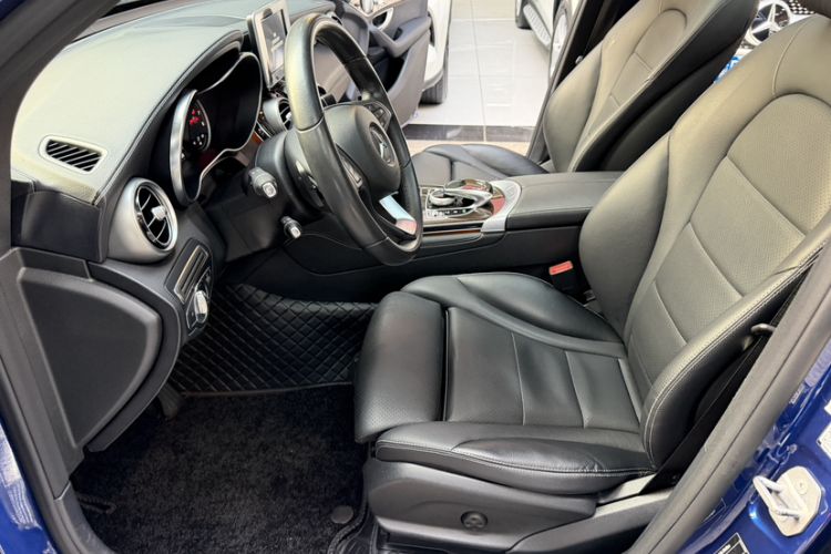 Used Mercedes-Benz GLC 2018 GLC 260 4MATIC Dynamic Edition
